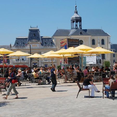 Confort & Elegance En Ville Avec Parking Gratuit Le Mans Bagian luar foto