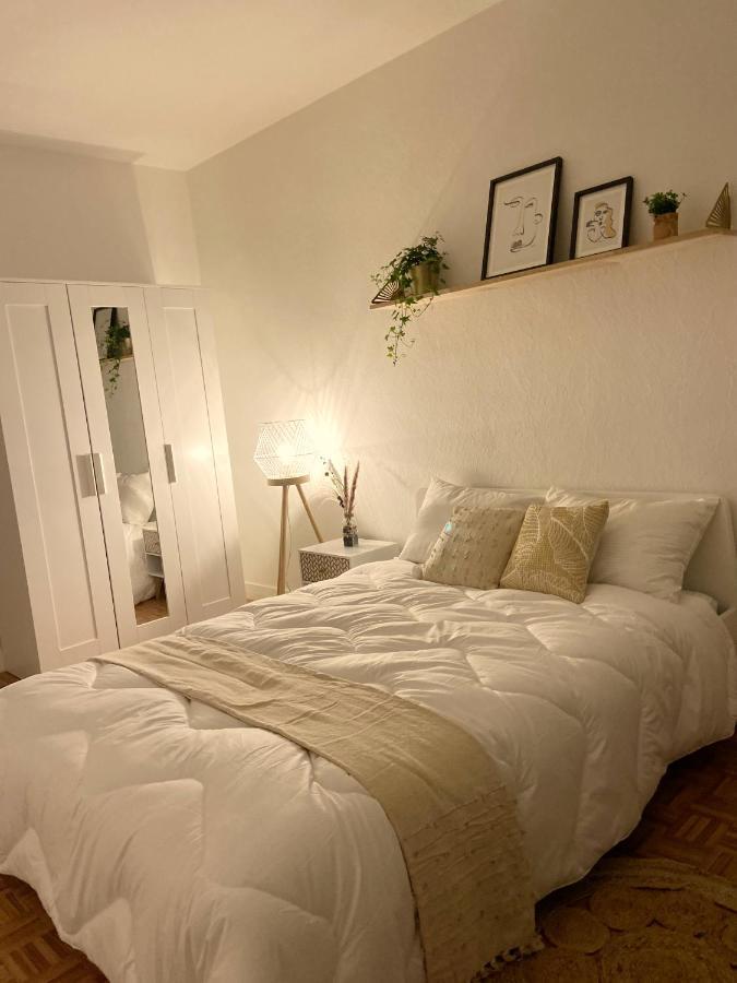 Confort & Elegance En Ville Avec Parking Gratuit Le Mans Bagian luar foto