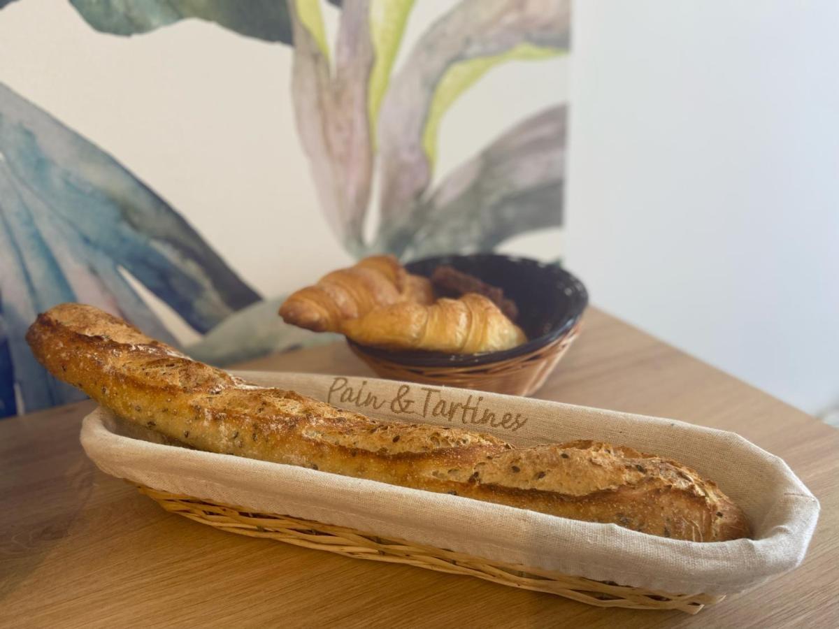 Confort & Elegance En Ville Avec Parking Gratuit Le Mans Bagian luar foto