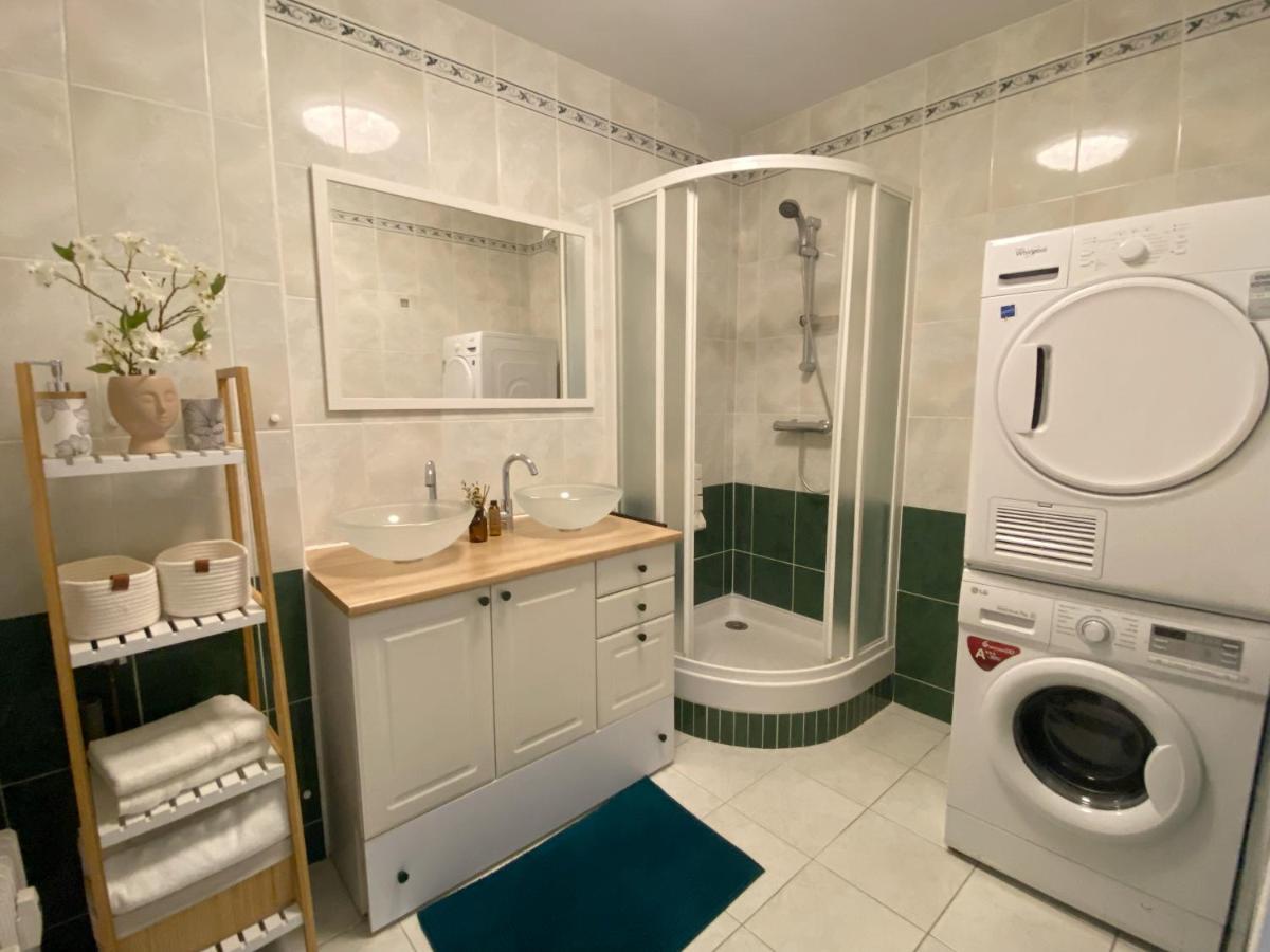Confort & Elegance En Ville Avec Parking Gratuit Le Mans Bagian luar foto